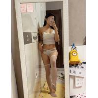 萱萱性感白色三件套